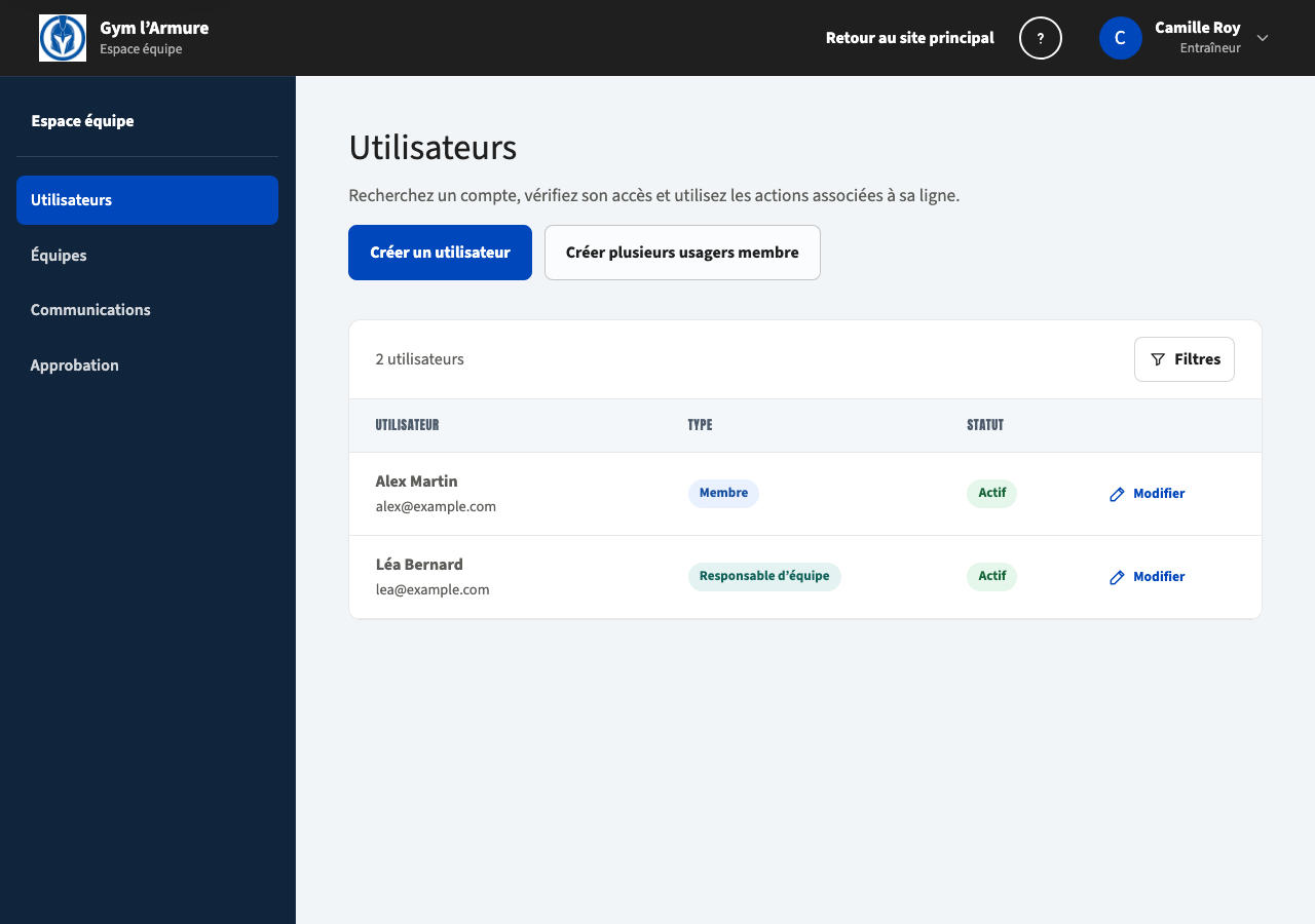 Liste des utilisateurs accessibles à l’entraîneur avec le bouton Créer plusieurs usagers membre